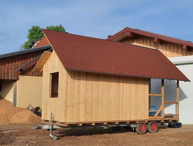 Das Dach ist eingedeckt